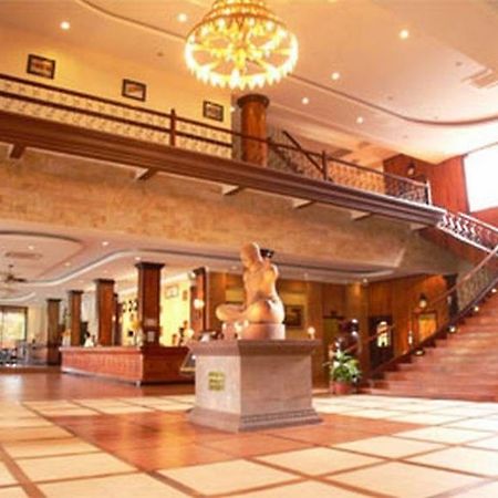 Apsara Holiday Hotel سيام ريب المظهر الداخلي الصورة